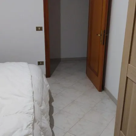 Madonna Della Libera's House Проживание в семье *